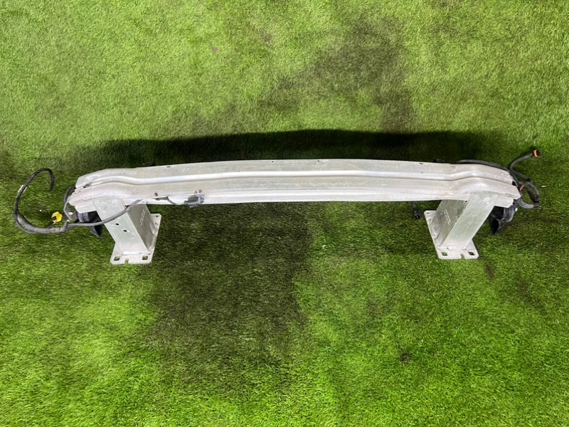 Усилитель бампера AUDI A5 2010 8T5