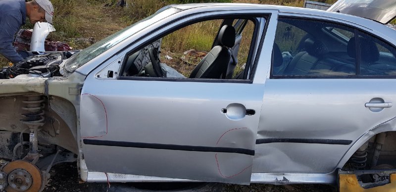 Дверь боковая Skoda Octavia Tour 2002