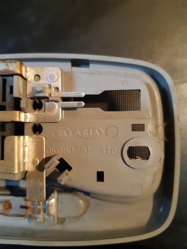 Плафон подсветки салона Kia Spectra 2008