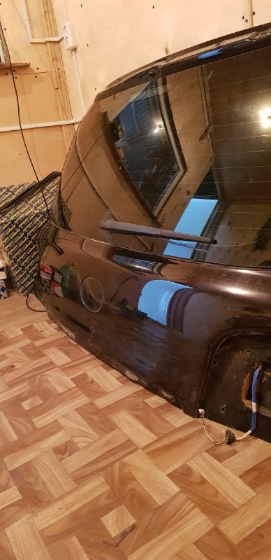 Крышка багажника Lexus LX 2008 570