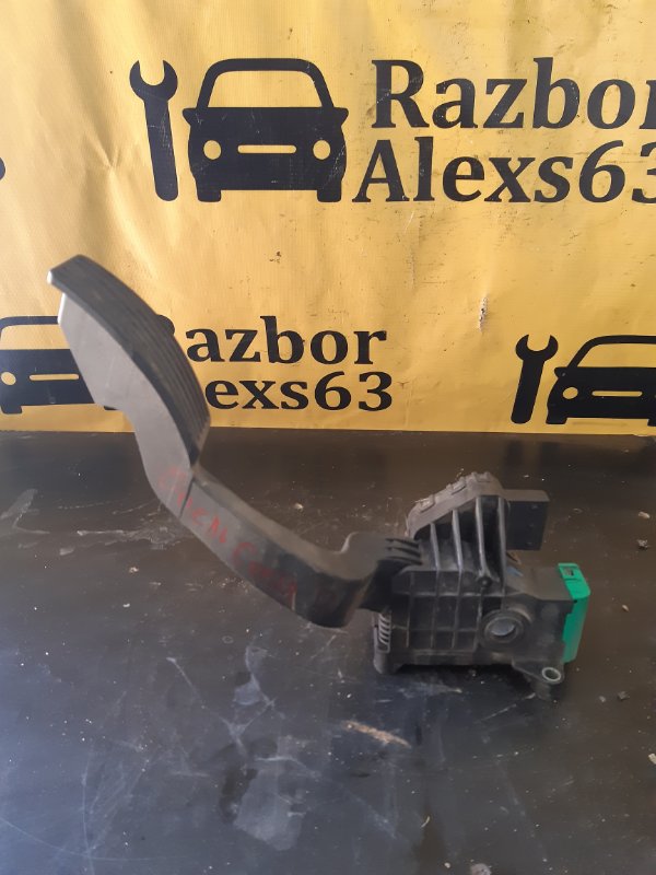 Педаль Opel Corsa D