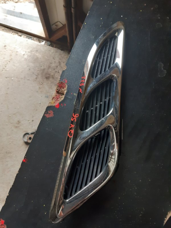 Накладка на крыло INFINITI QX 56