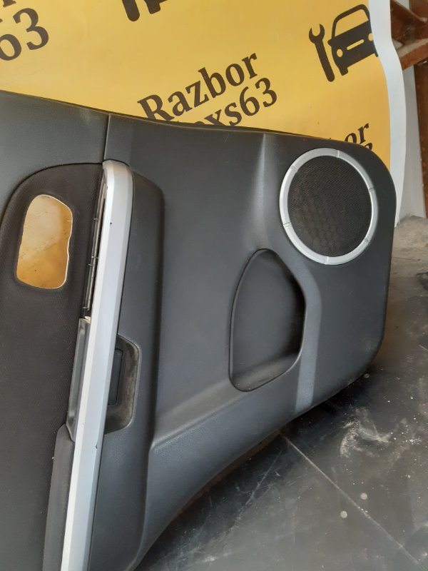 Обшивка двери Suzuki Grand Vitara 2008