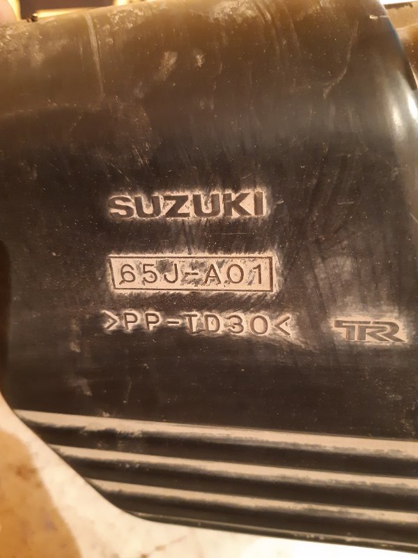 Корпус воздушного фильтра Suzuki Grand Vitara 2008