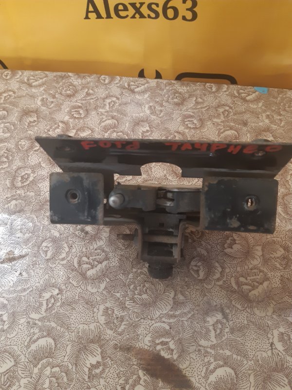 Замок капота Ford Tourneo 2005