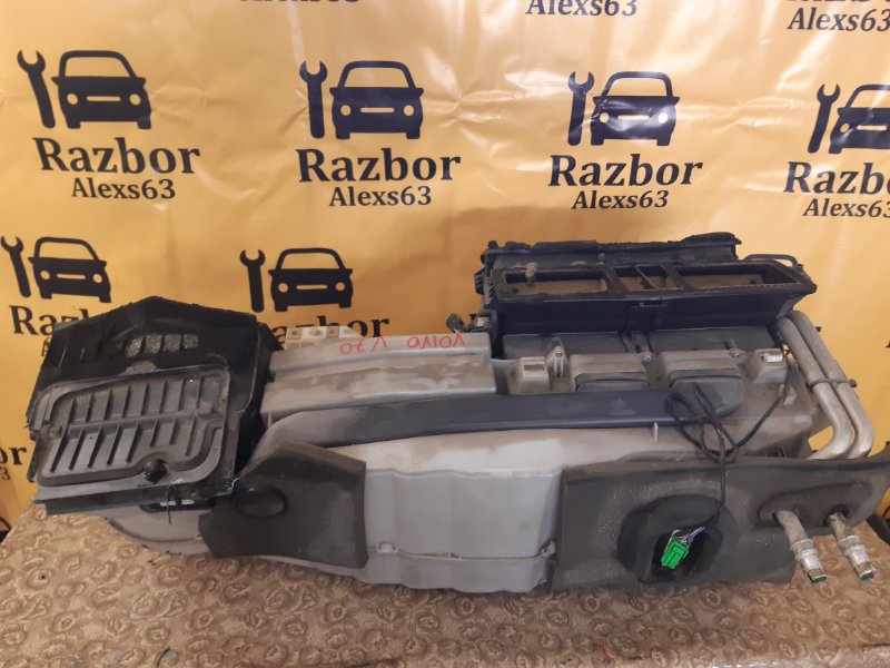 Корпус печки в сборе Volvo V70 2002
