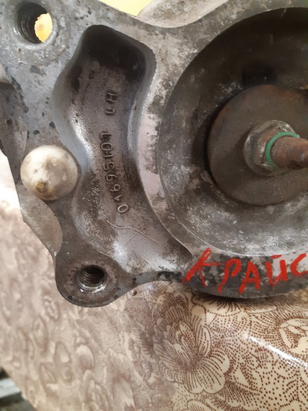Стойка подвески Chrysler Stratus 1996