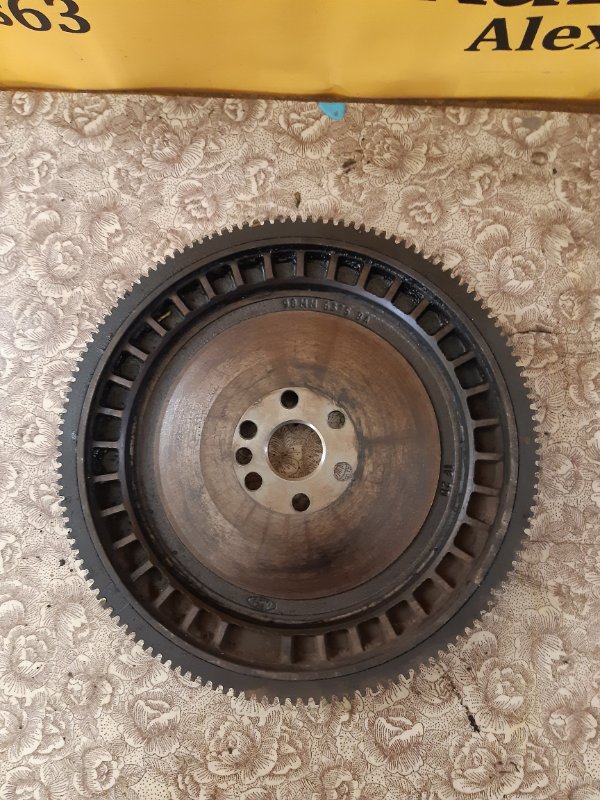Маховик МКПП Ford Focus 2005 2