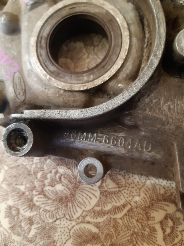 Масляный насос Ford Focus 2005 2