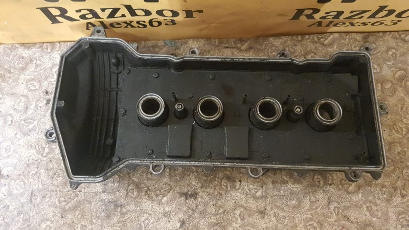 Клапанная крышка Toyota Corolla 2005 Е120