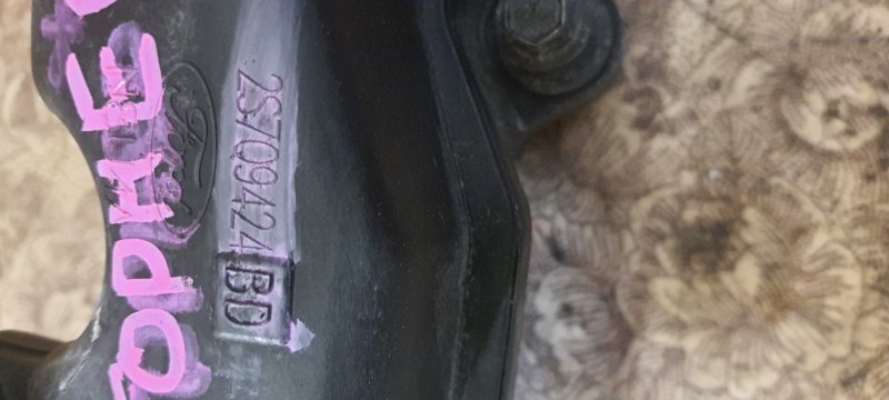 Коллектор впускной Ford Tourneo 2005