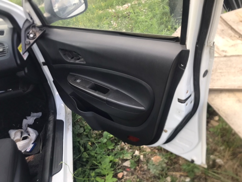Обшивка боковой двери Geely GC6 2014