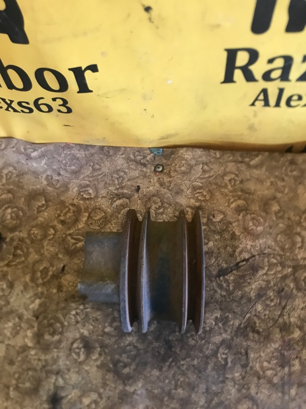 Шкив помпы Nissan Patrol 1979-1982 160