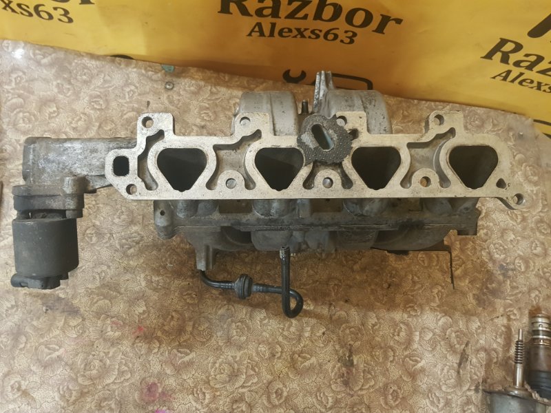 Коллектор впускной Opel Astra G 2003 Z16XE