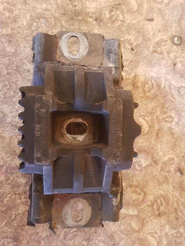 Опора Ford Focus 2007 1