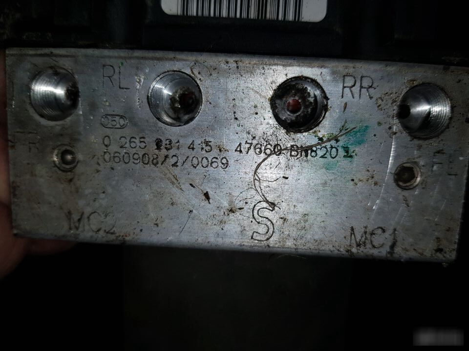 Блок ABS Nissan Almera N16