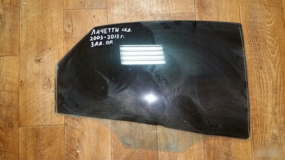 Стекло двери Chevrolet Lacetti 2002-2012