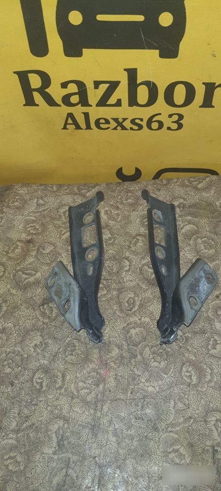 Петля капота Ford Fusion 2007