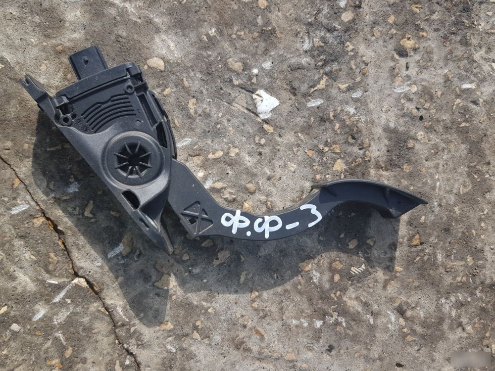 Педаль газа Ford Focus 3