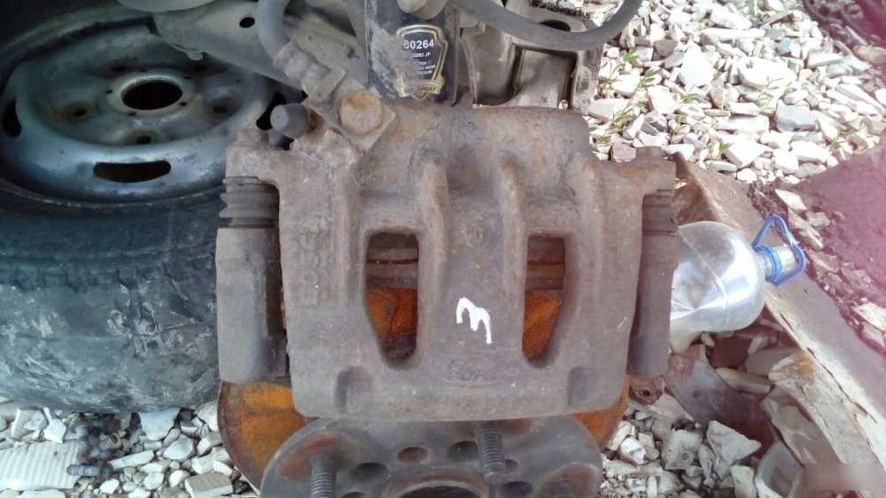 Суппорта Ford Transit 2003