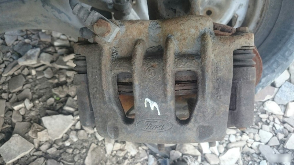 Суппорт Ford Transit 2003