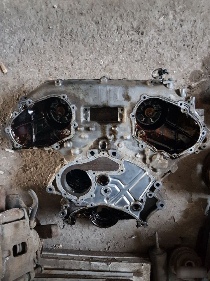 Крышка ДВС Infiniti FX35