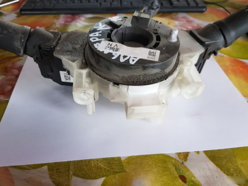 Подрулевой переключатель Nissan Almera N16
