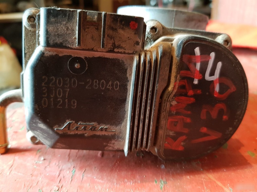 Дроссель Toyota Camry V30