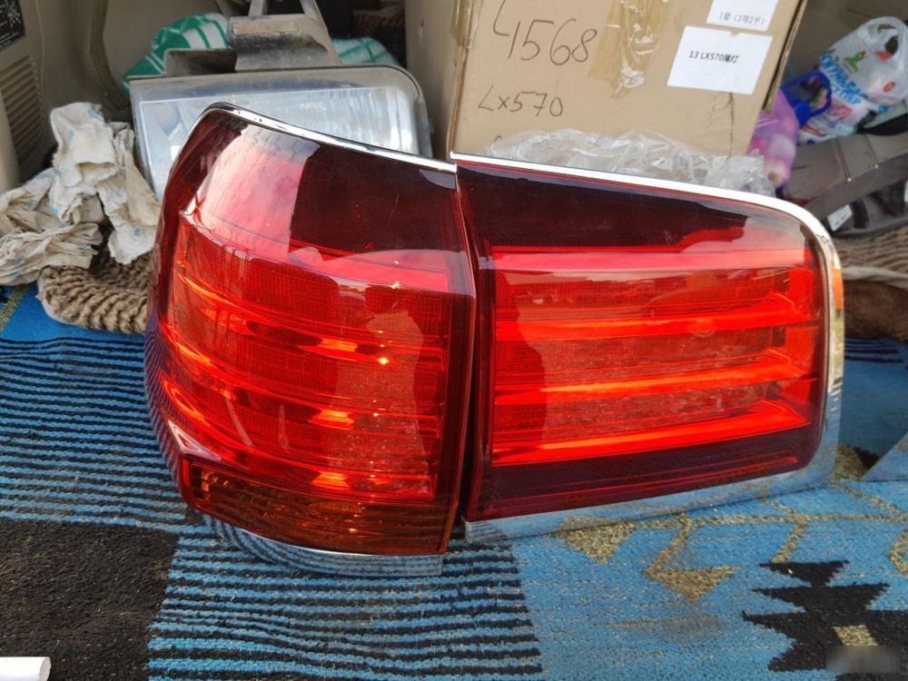 Фонари Lexus LX 2008 570