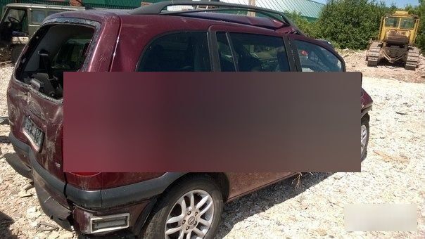 Кузовные детали Opel Zafira 2004