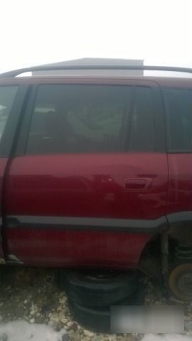 Двери Opel Zafira 2004