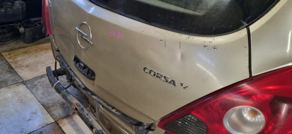 Крышка багажника Opel Corsa D 2008