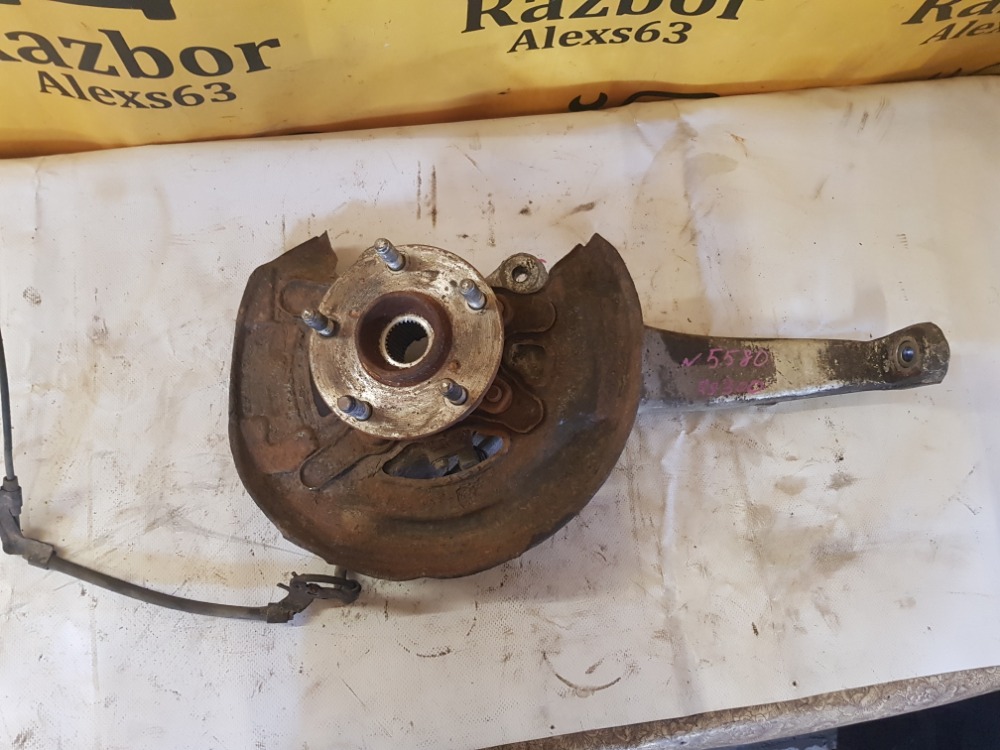 Поворотный кулак Lexus GS 300 2005 GRS 190