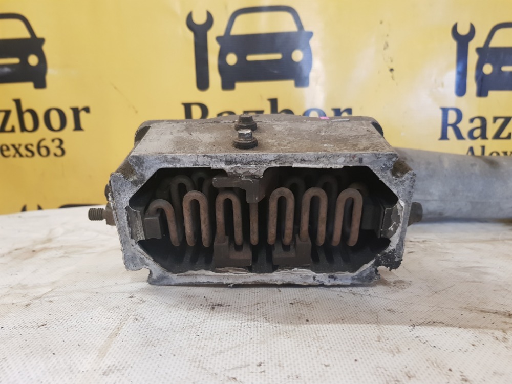 Патрубок интеркулера Volvo F12 1993