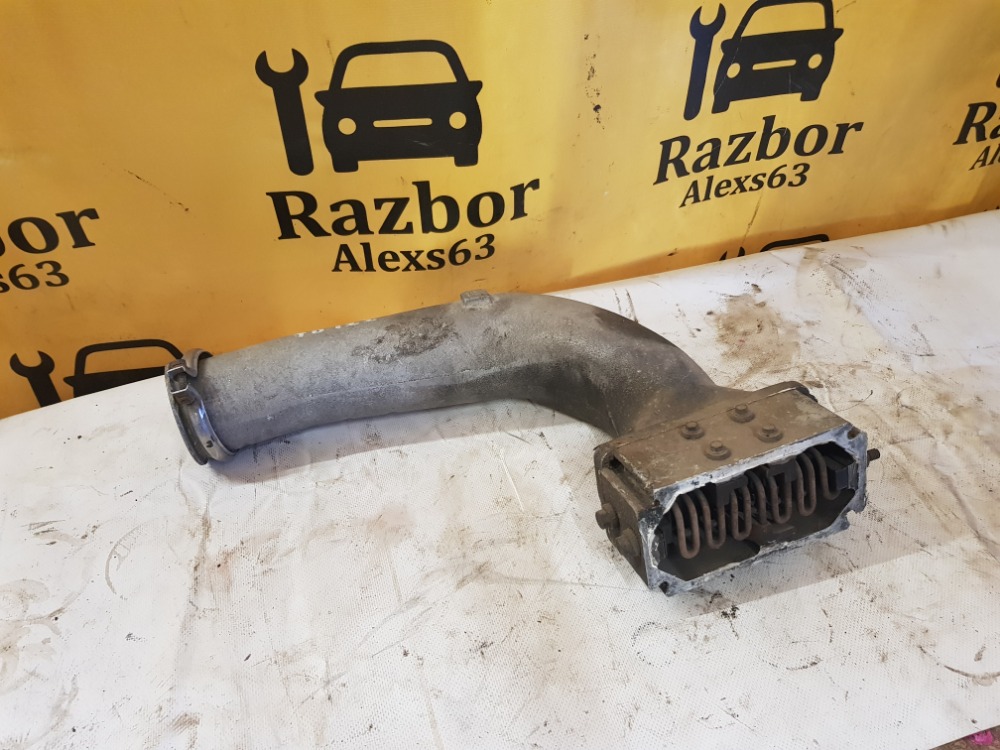 Патрубок интеркулера Volvo F12 1993