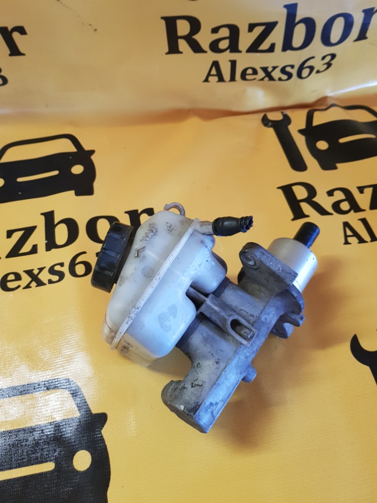 Главный тормозной цилиндр Opel Astra G 2003 Z16XE