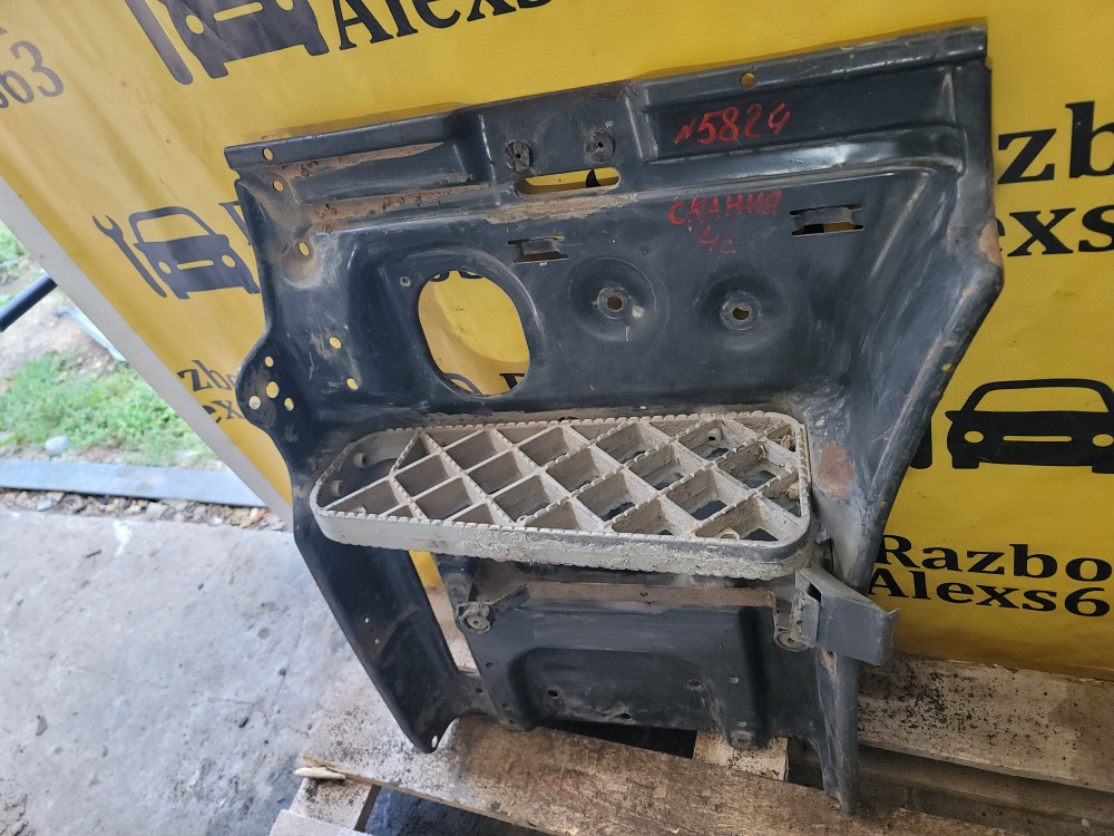 Подножка кабины Scania 2005 4