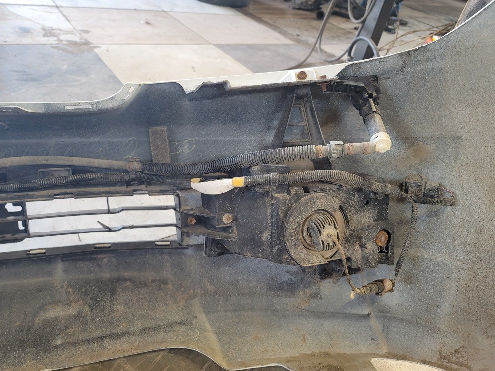 Бампер Toyota Land Cruiser 2008 200