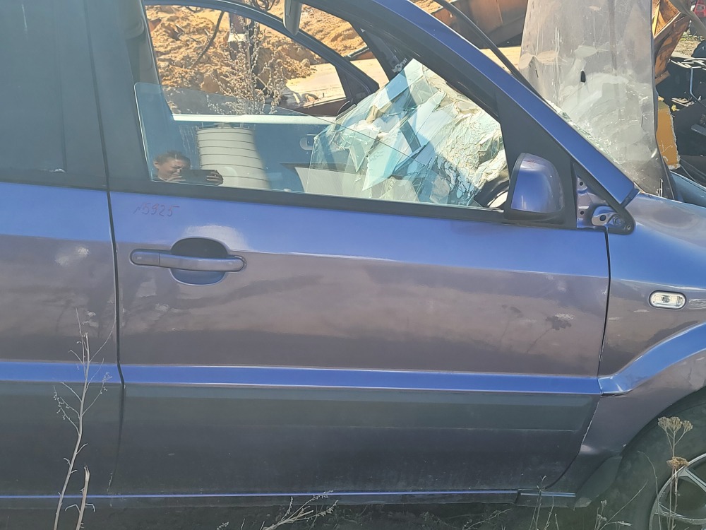 Дверь Ford Fusion 2008