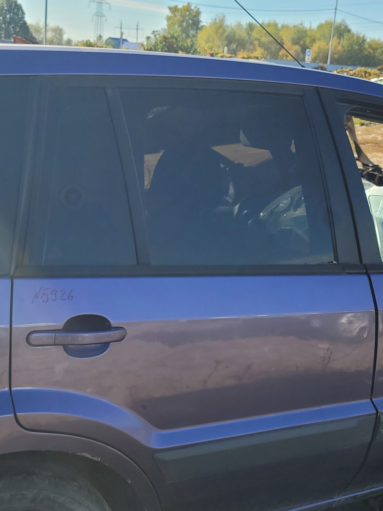 Дверь Ford Fusion 2008