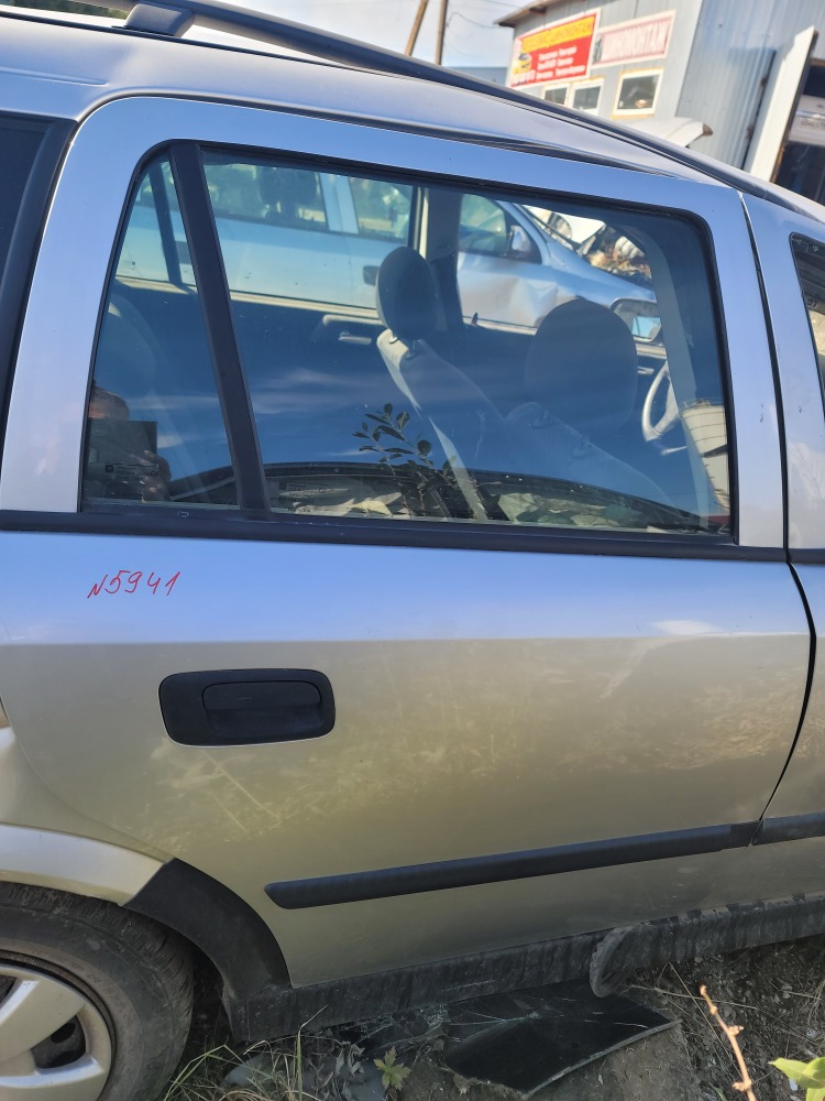 Дверь Opel Astra 2001 G
