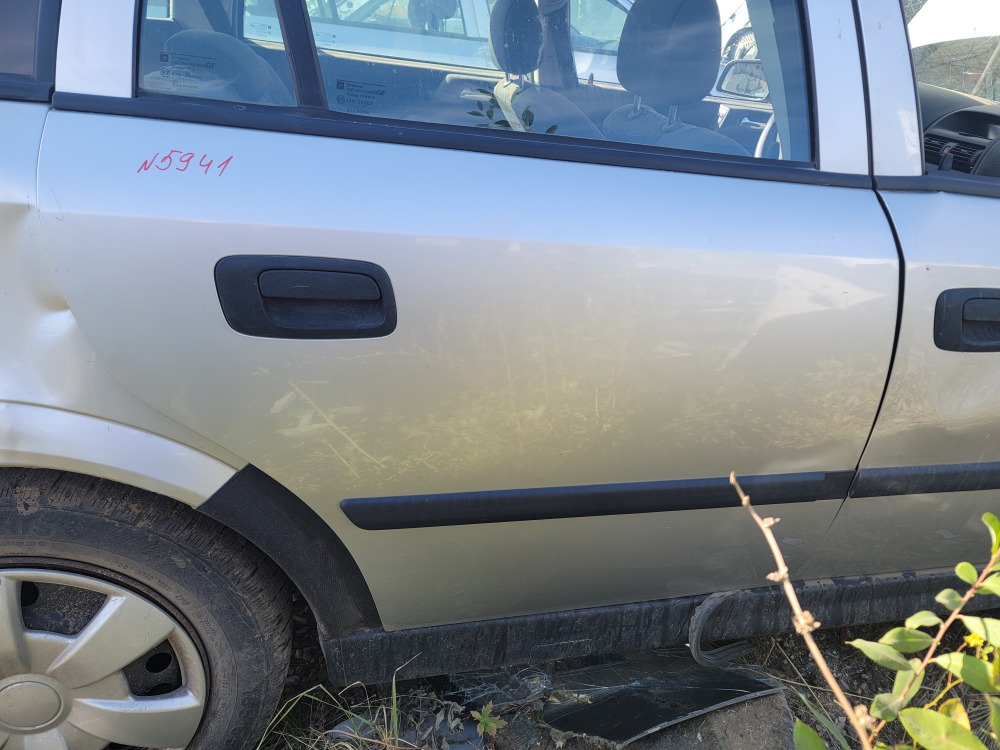 Дверь Opel Astra 2001 G