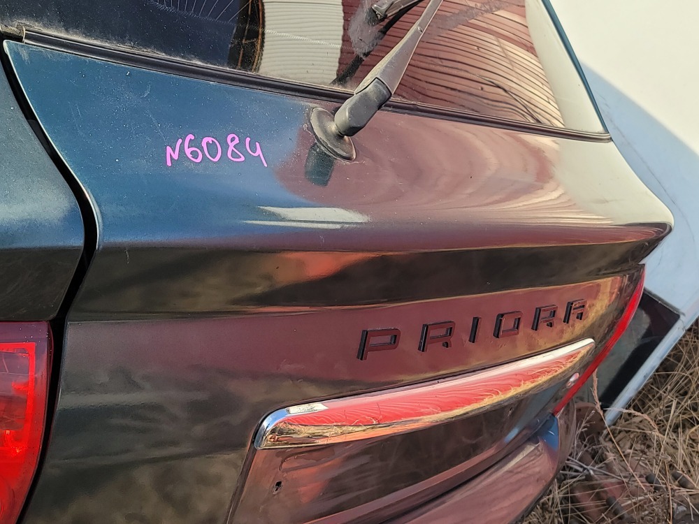 Крышка багажника Lada Priora 2010
