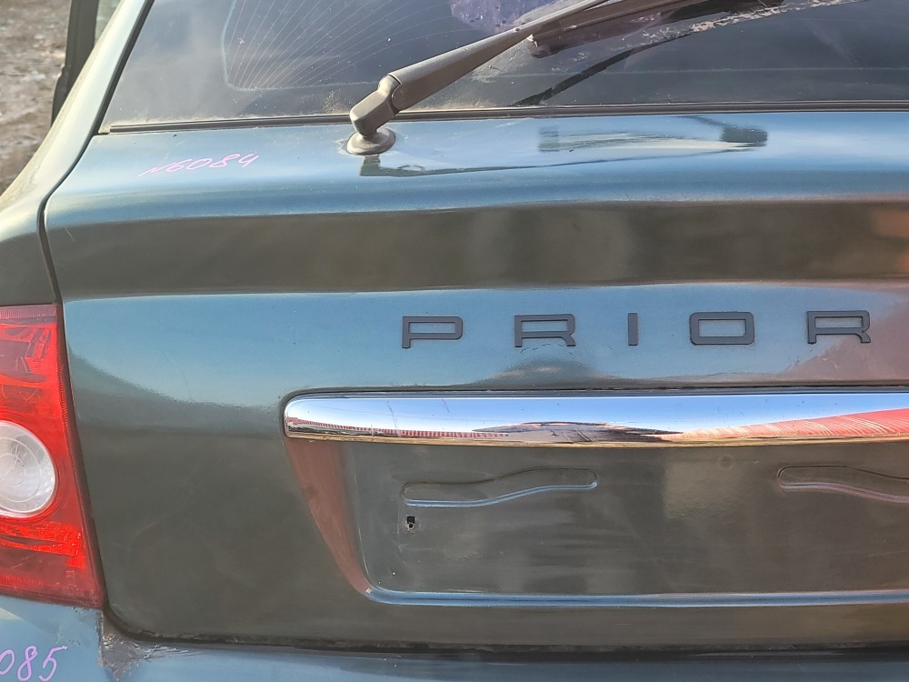 Крышка багажника Lada Priora 2010