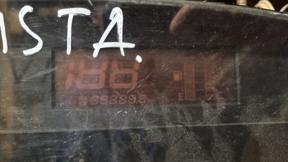 Панель приборов Toyota Vista