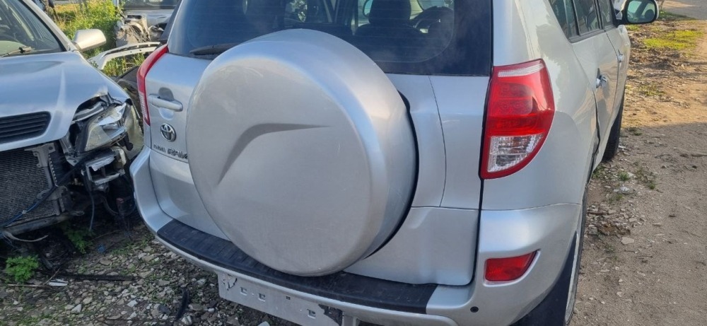 Крышка багажника Toyota RAV4 2006 A30