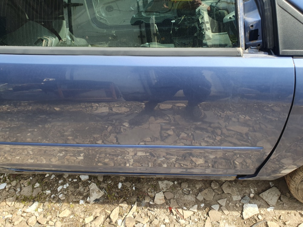Дверь Ford Focus 2 2006 Хэтчбек 3-дверный