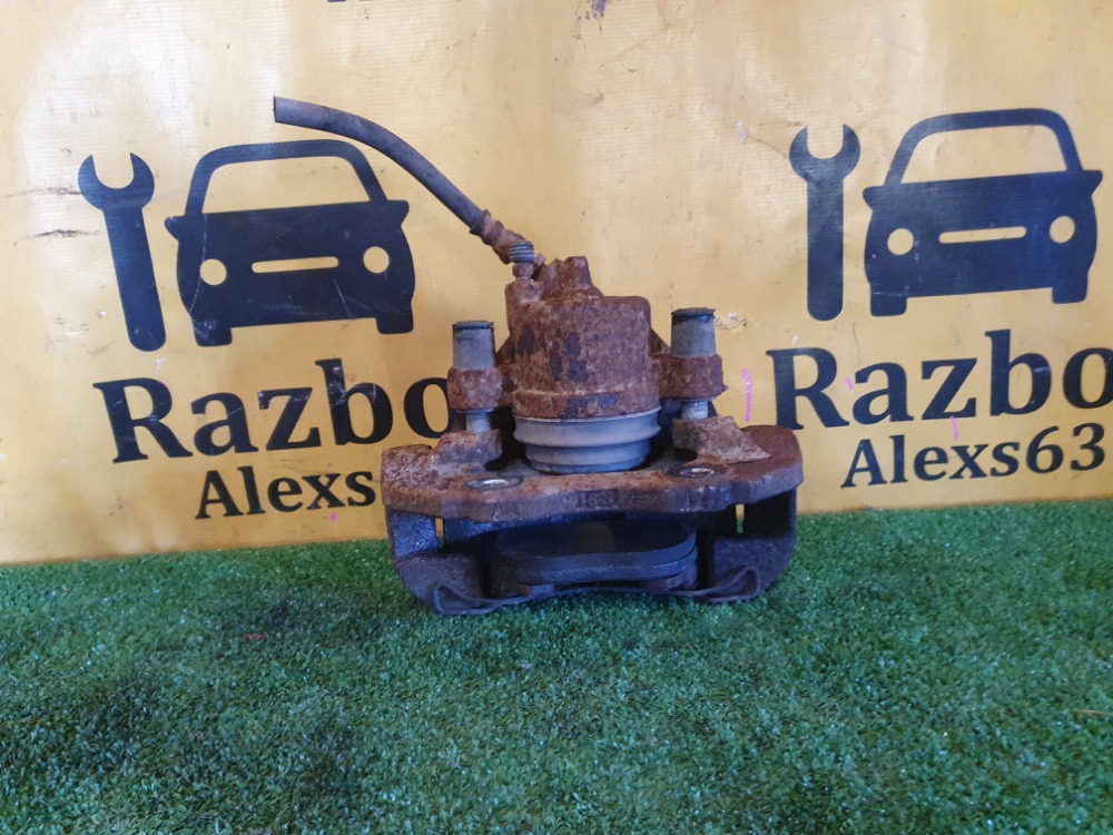 Суппорт Mazda 3 2011 BL