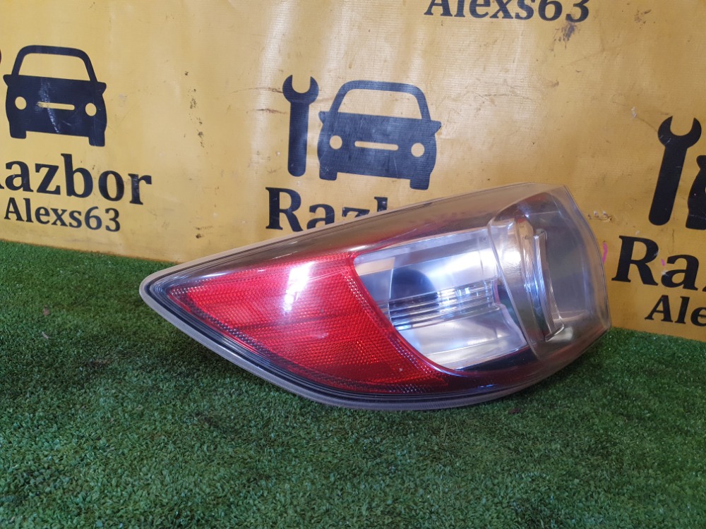 Фонарь в крыло Mazda 3 2011 BL
