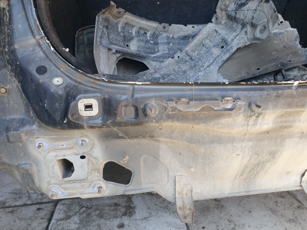 Задняя часть Mazda 3 2011 BL
